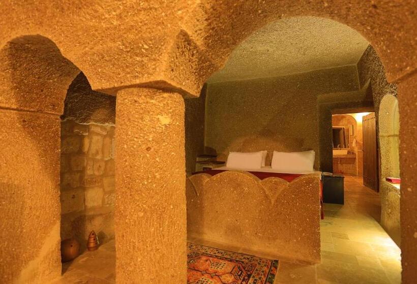 سوئیت با تخت بزرگ, Grand Cave Suites