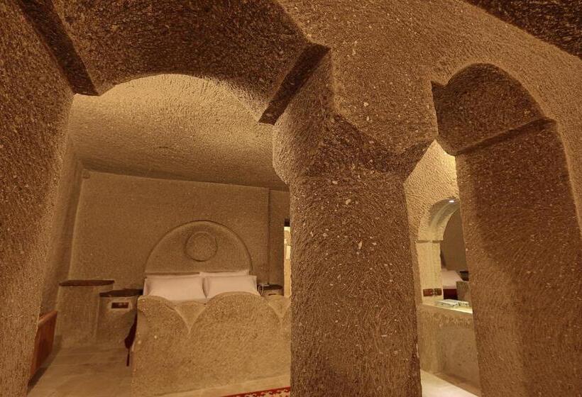 جناح سرير كينج, Grand Cave Suites
