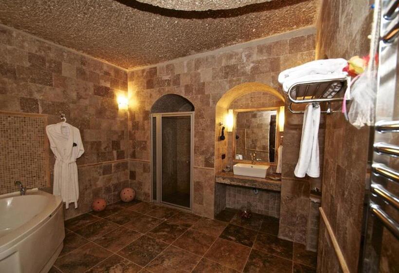 سوییت, Grand Cave Suites