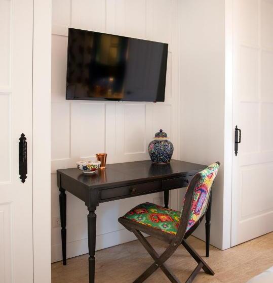 디럭스 룸, Casas Del Xvi