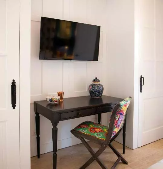 デラックスルーム, Casas Del Xvi