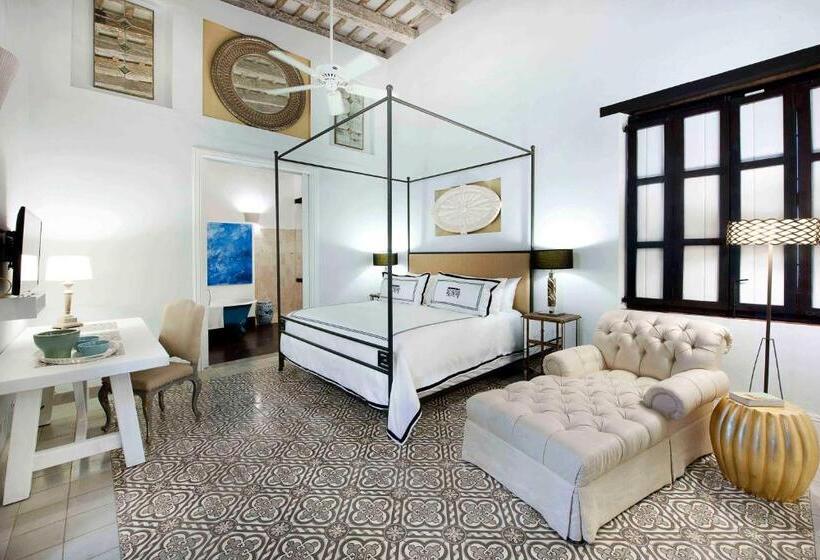 디럭스 룸, Casas Del Xvi