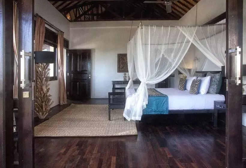 سوئیت دلوکس 2 خوابه, Villa Flow