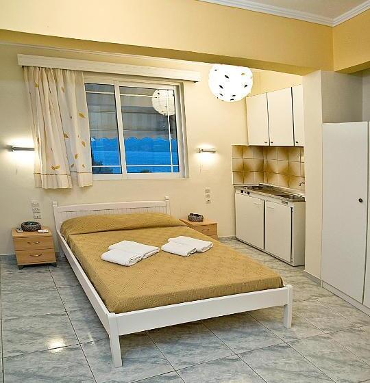 סטודיו סטנדרטי נוף לים, Villa Magemenou