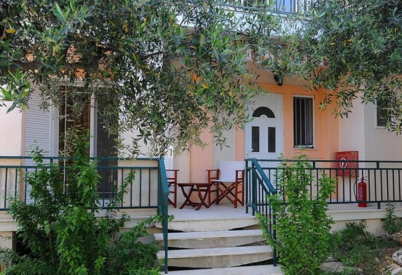 شقة بغرفة نوم واحدة, Villa Magemenou