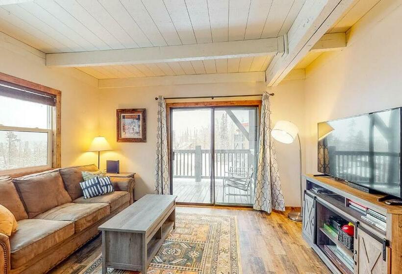 آپارتمان 2 خوابه, Haley Condo