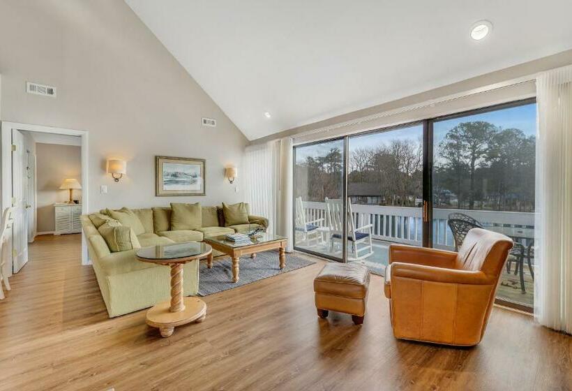 شقة غرفتين, Sea Colony  3003c West Lake Ct