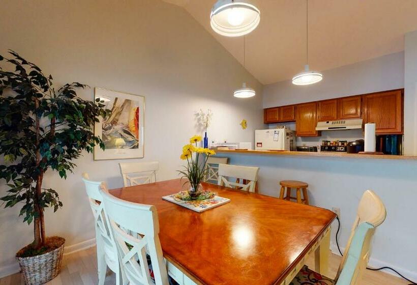 Апартаменты 2 Спальни, Sea Colony  8901 Timberlake