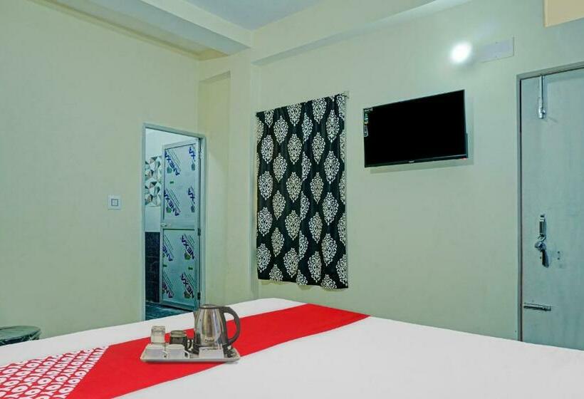 اتاق کلاسیک سه تخته, Flagship  Tulsi Inn