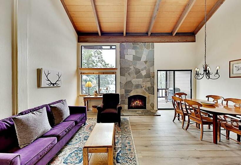 2ベッドルームハウス, Alpine Retreat