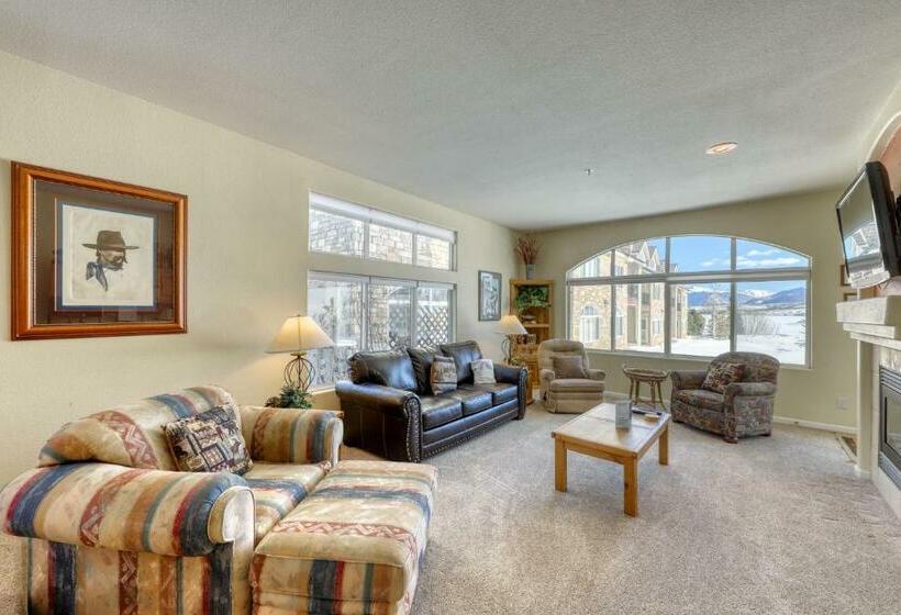 침실 2개 아파트, Bay Club 107