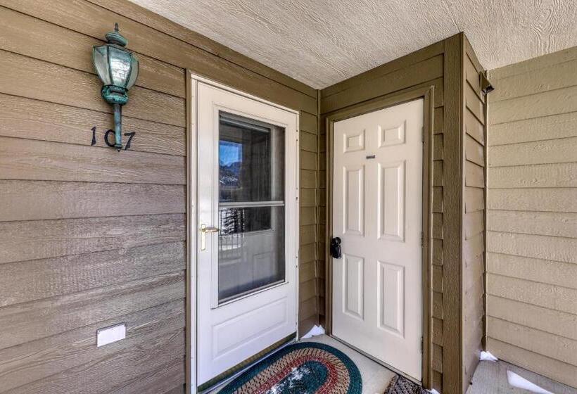 침실 2개 아파트, Bay Club 107