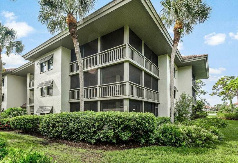 شقة غرفتين, Wild Pines