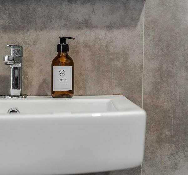 Номер Deluxe с Балконом, Lucky S Surf Camp