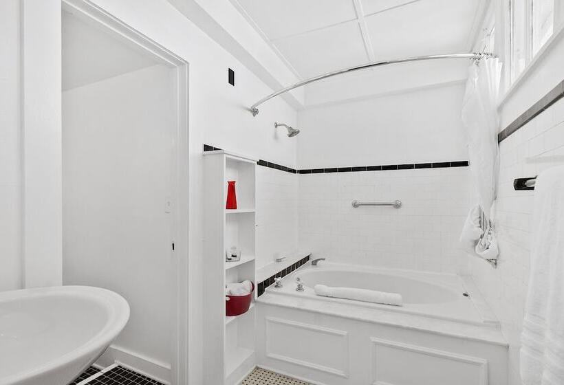 חדר דלוקס, Golden Magnolia Marina Resort