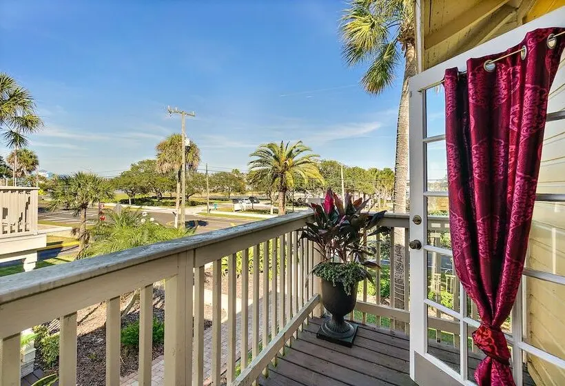 デラックスルーム, Golden Magnolia Marina Resort
