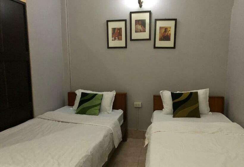 Семейный Номер, Mekong Riverside