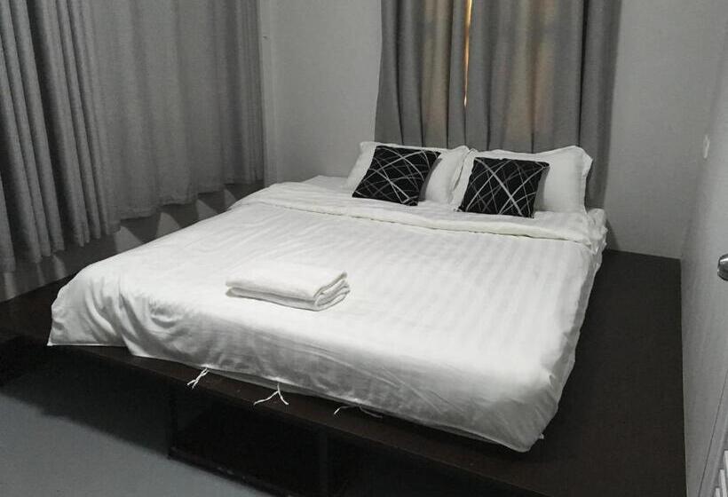 Номер Стандарт Вид на Озеро, Mekong Riverside