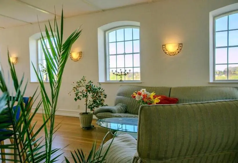 Standard Enkelrum Delat Badrum, Avalonbnb