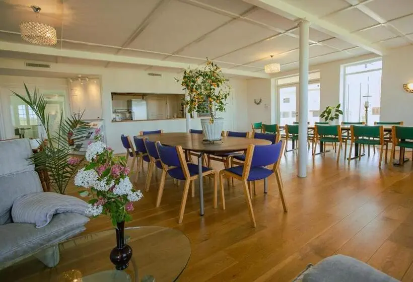 Ekonomiskt Rum, Avalonbnb