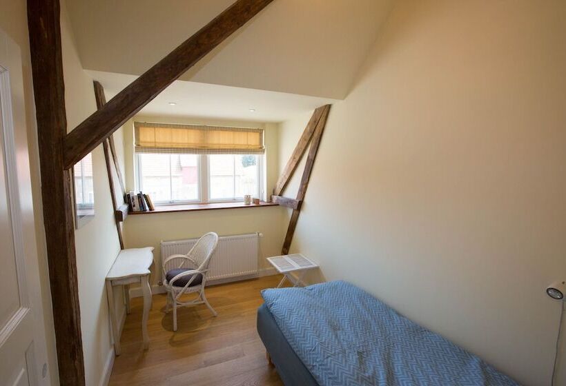 Номер Стандарт Индивидуальный Совместная Ванная, Avalonbnb