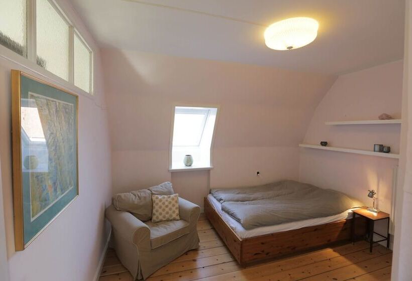 Номер Стандарт Совместная Ванная, Avalonbnb