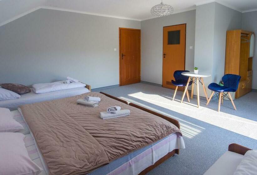 四人标准间, Leśne Zacisze