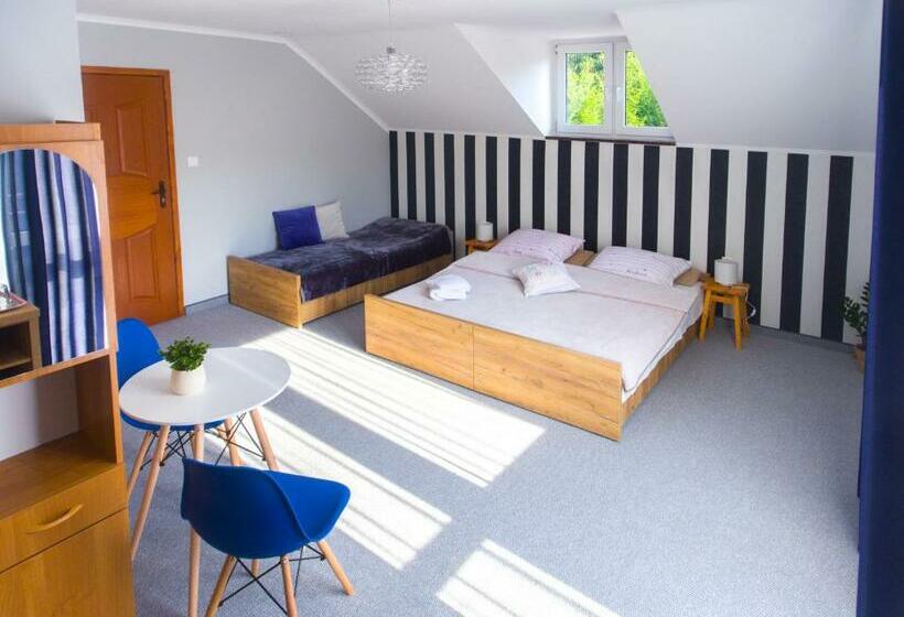 标准三人间, Leśne Zacisze