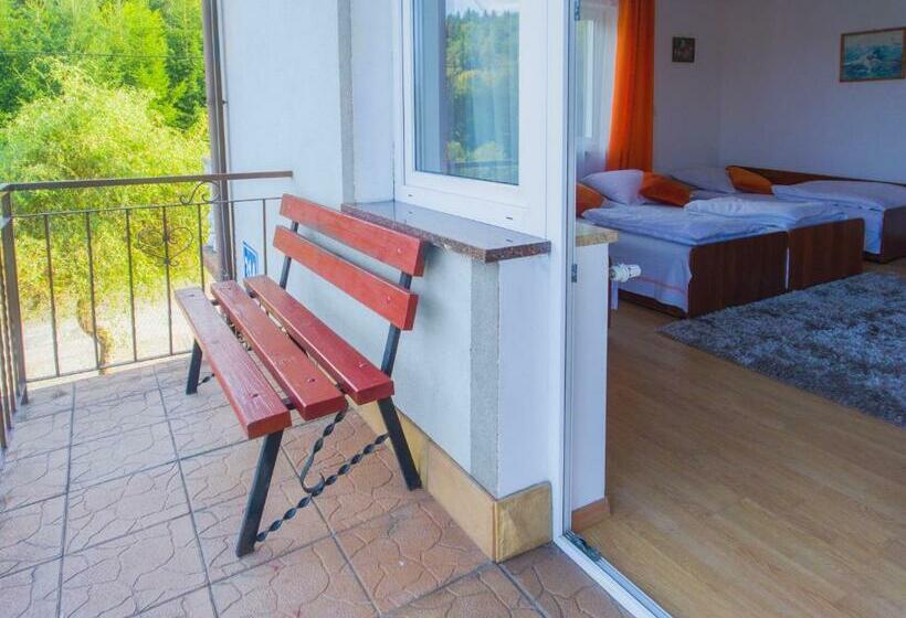 四人标准间, Leśne Zacisze