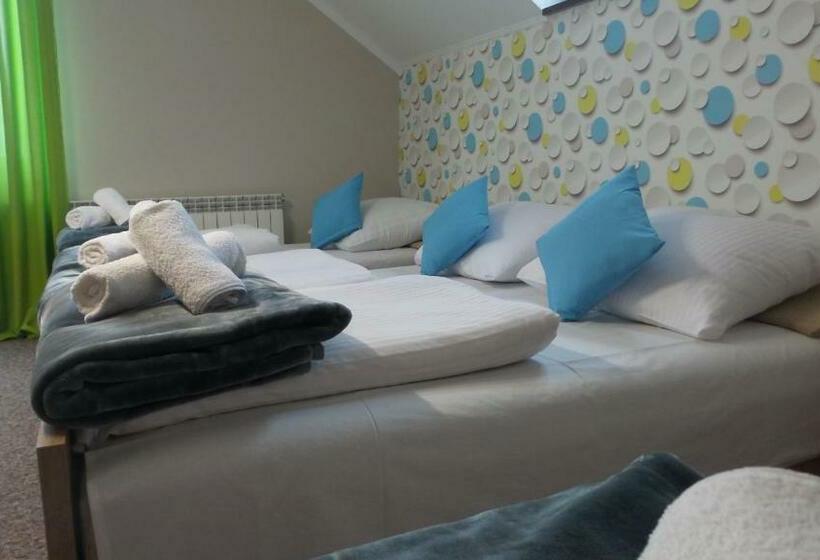 四人标准间, Leśne Zacisze