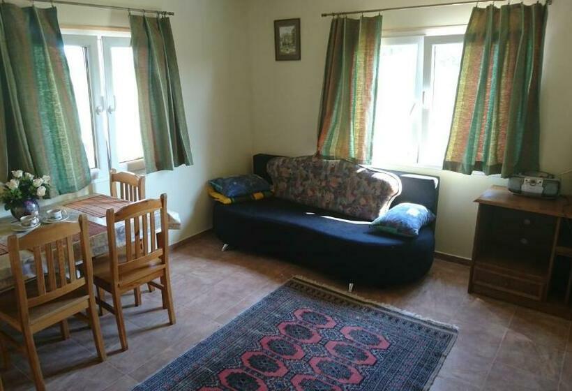 خانه 3 خوابه, Agroturystyka Helena