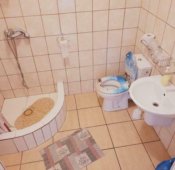 Quarto Quádruplo Estandar, Delmajk