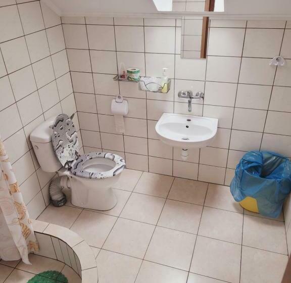 Номер Стандарт Трехместный, Delmajk