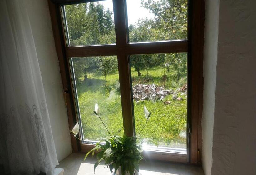 غرفة قياسية مع حمام خارجي, Pod Kasztanami Blanki