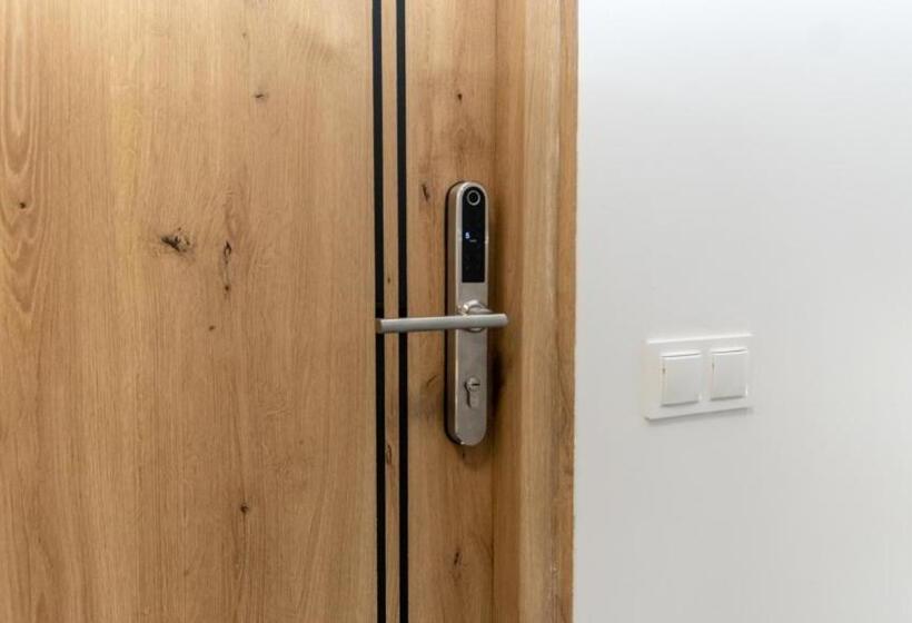 شقة غرفة نوم واحدة مزودة بشُرفة, Komfortowe Przytulne Nowoczesne Mieszkanie Radom