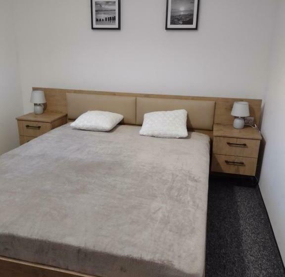 Quarto Estandar, Dom Gościnny Krystyna