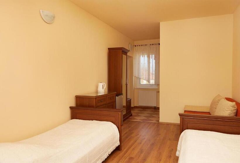 バルコニー付スタンダード4ベッドルーム, Dom Na Wzgórzu