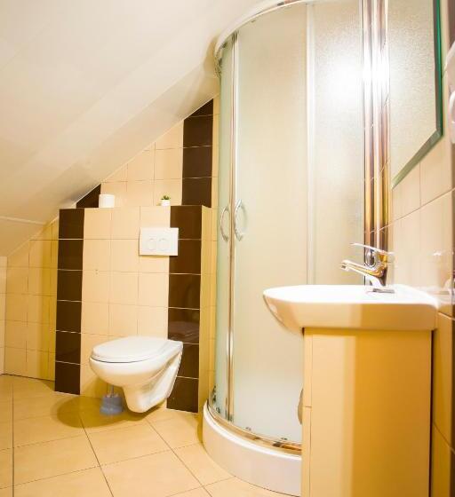 غرفة قياسية, Karczma Chęciny