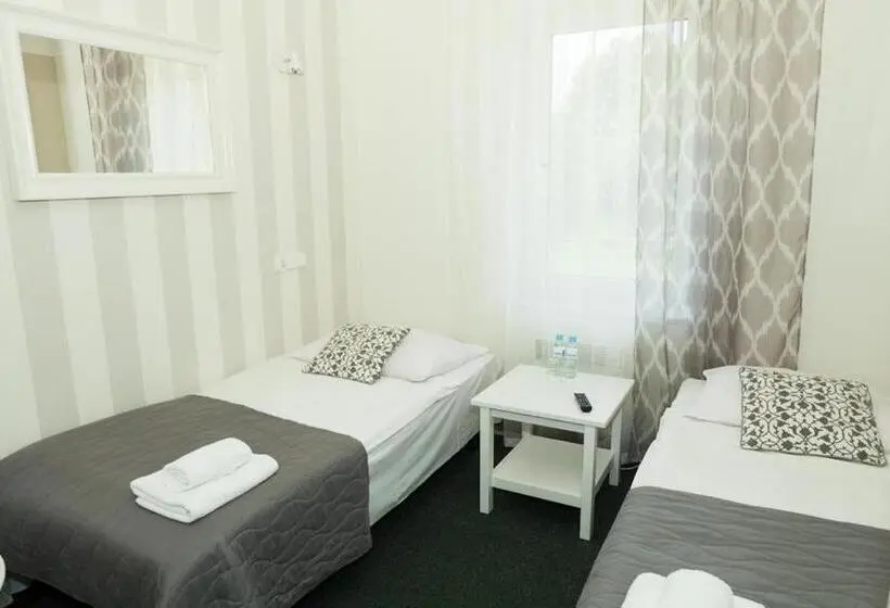 Basic-huone, Ranczo W Dolinie