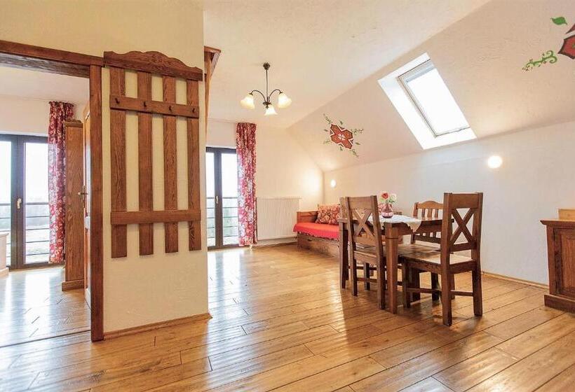 דירת דופלקס בת חדר שינה 1, Gościniec Horb