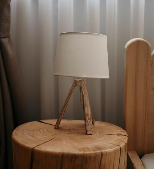 חדר סטנדרט לשלושה, Tarasówka U Zająca