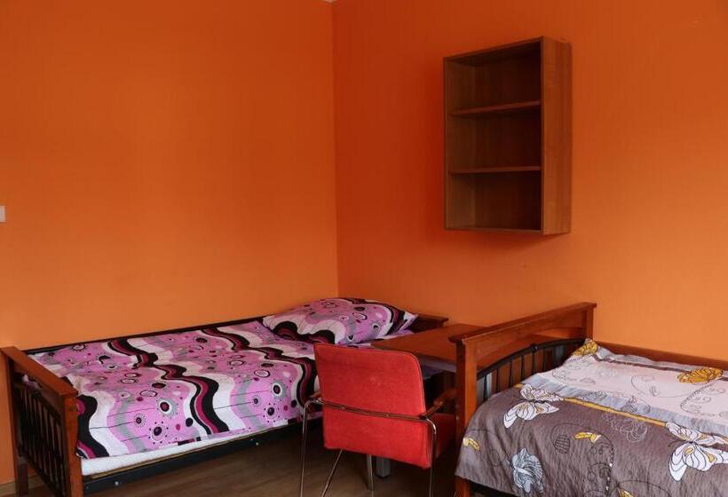 חדר סטנדרט לשלושה, Dom Studenta Pans   Akademik, Hostel