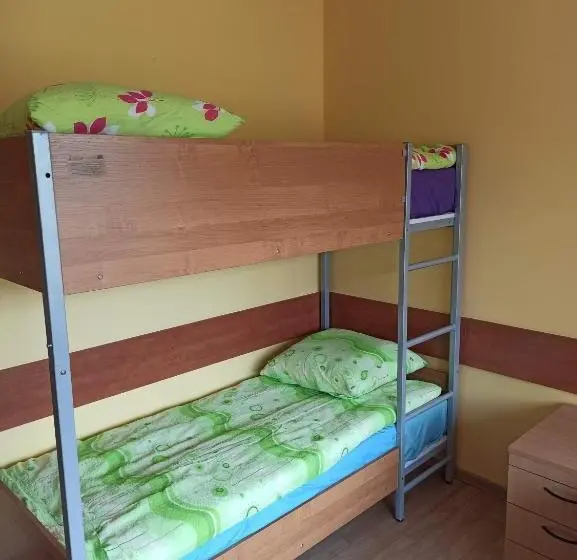 スタンダード４人部屋, Dom Studenta Pans   Akademik, Hostel