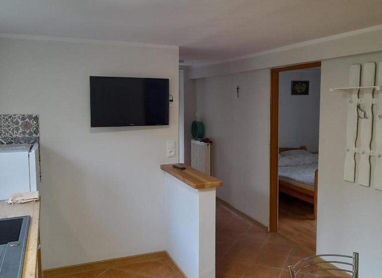 جناح غرفتين نوم, Agroturystyka Pod Klonem