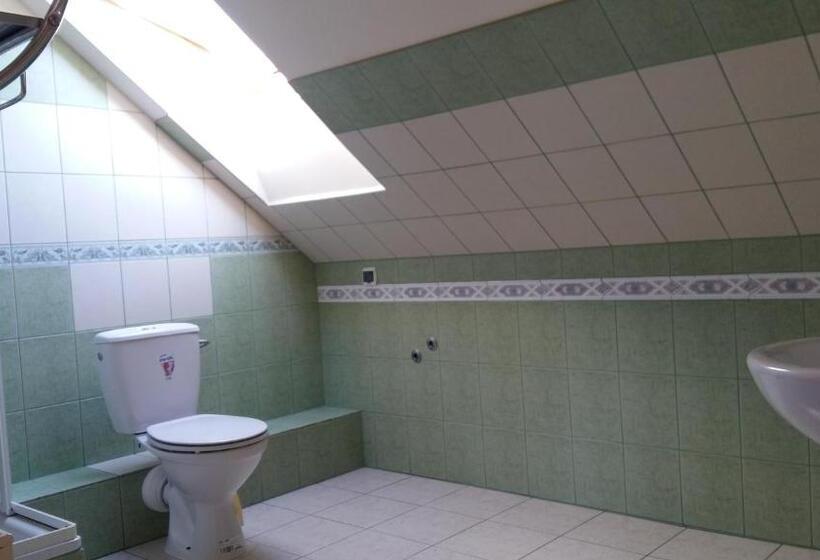 غرفة قياسية رباعية, Agroturystyka Pod Klonem