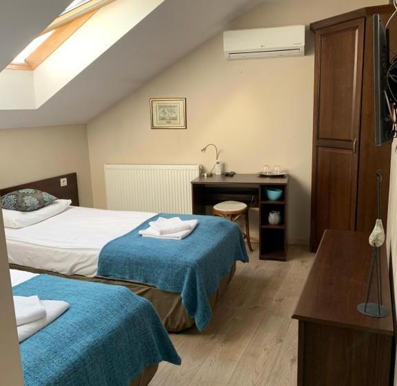 اتاق اکونومی, Grono Apartamenty