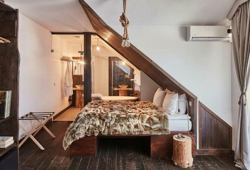 スタンダードルーム, No Name Luxury Hotel & Spa