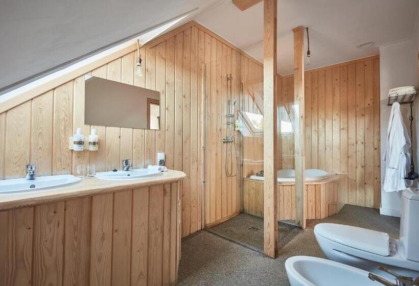 スタンダードルーム, No Name Luxury Hotel & Spa