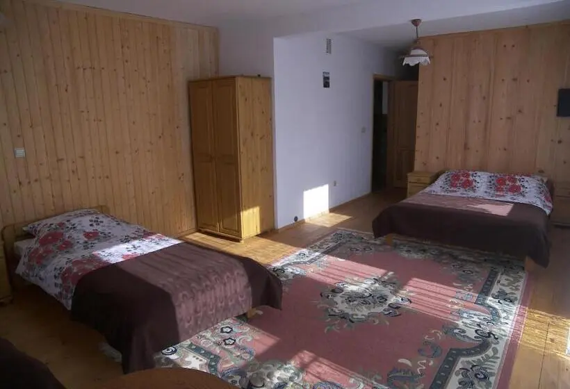 Perhehuone, Winnica Spisz