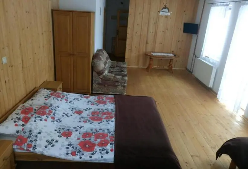 Perhehuone, Winnica Spisz